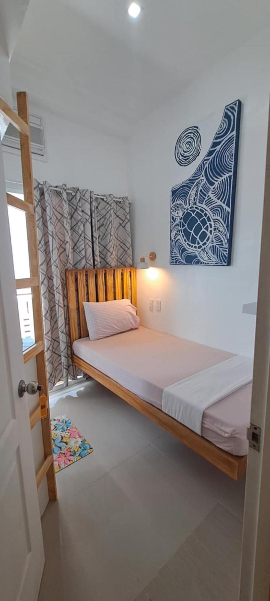Gomez Guest House Тагбиларан Сити Екстериор снимка